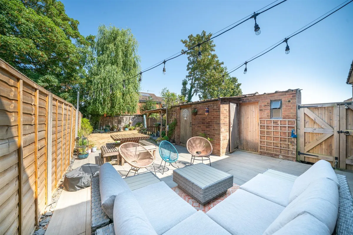 Briery Way, Hemel Hempstead, Hertfordshire, HP2 7AP