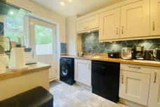 Rymill Drive, Oakwood