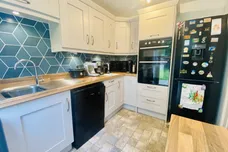 Rymill Drive, Oakwood