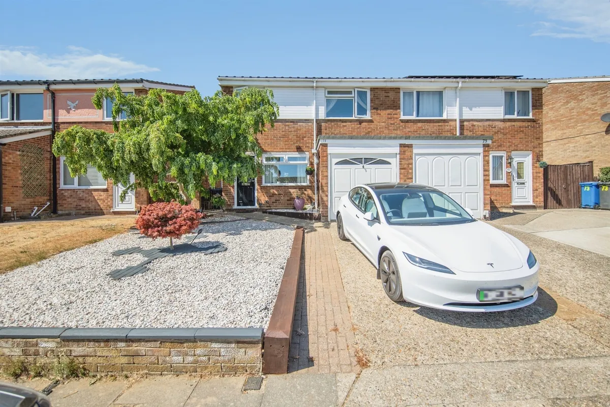 Holcombe Crescent, Ipswich