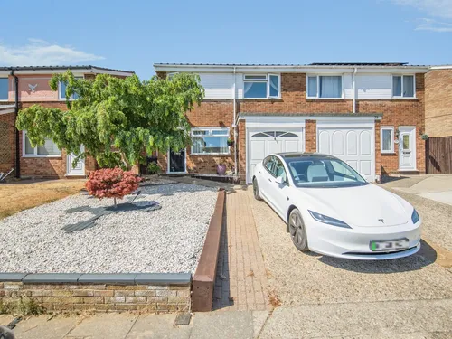 Holcombe Crescent, Ipswichphoto