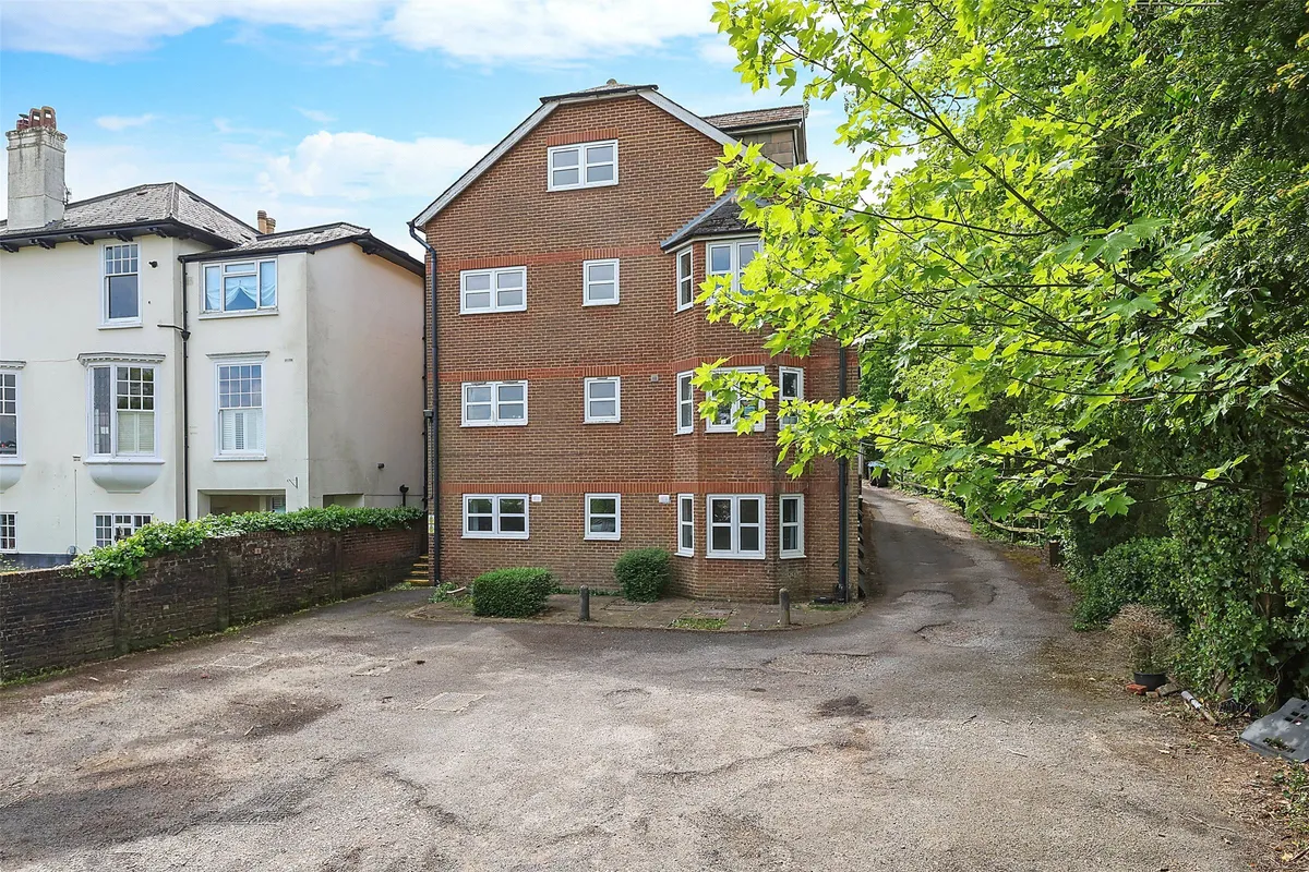 Upper Bridge Road, Redhill, Surrey, RH1