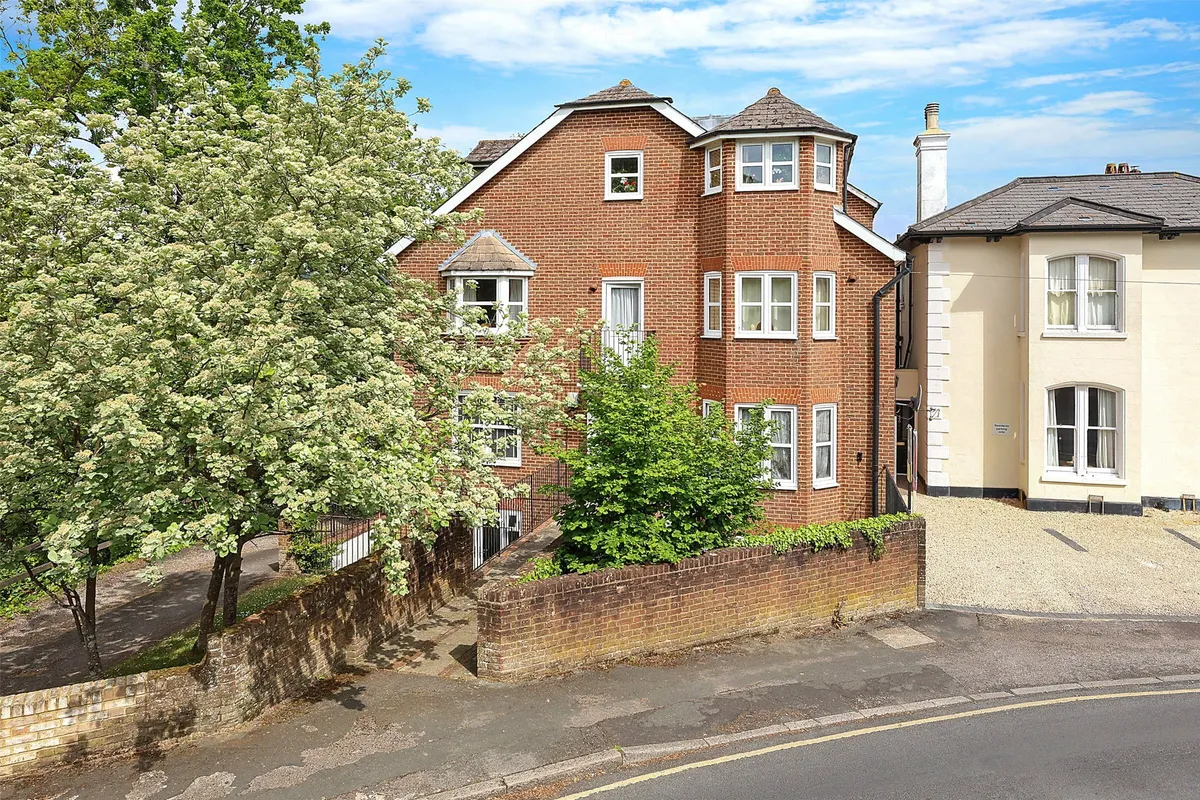 Upper Bridge Road, Redhill, Surrey, RH1