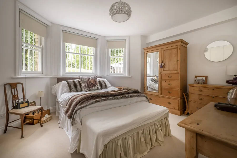 Putney Hill, London, SW15 photo 5