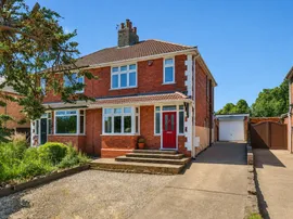 Nottingham Road, Hucknall, Nottingham photo