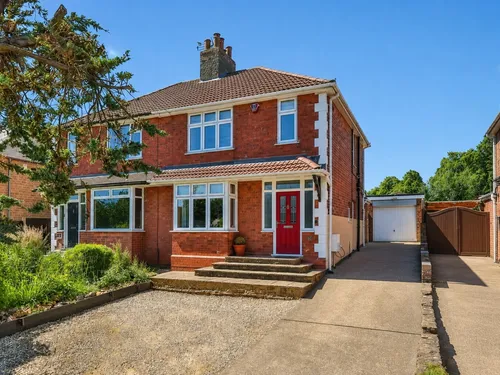 Nottingham Road, Hucknall, Nottinghamphoto