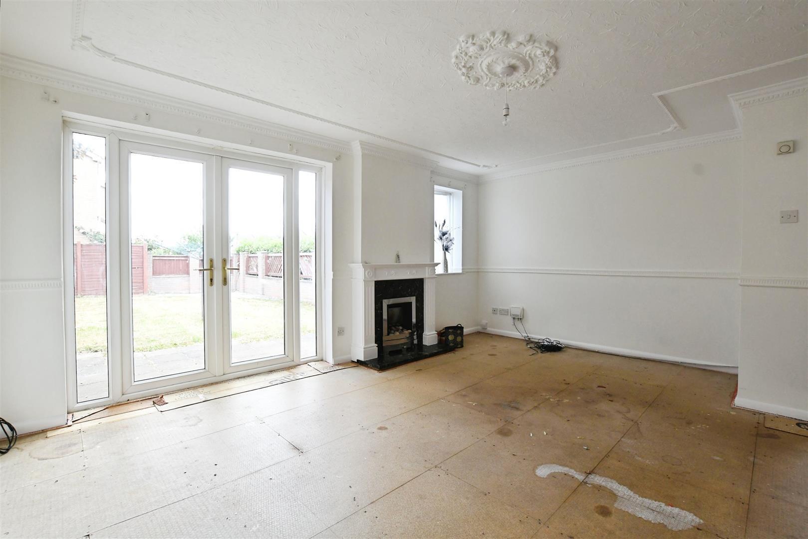 Oaktree Drive, Hull Image 4