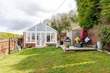 Butts Hill, Stapleford, Salisbury