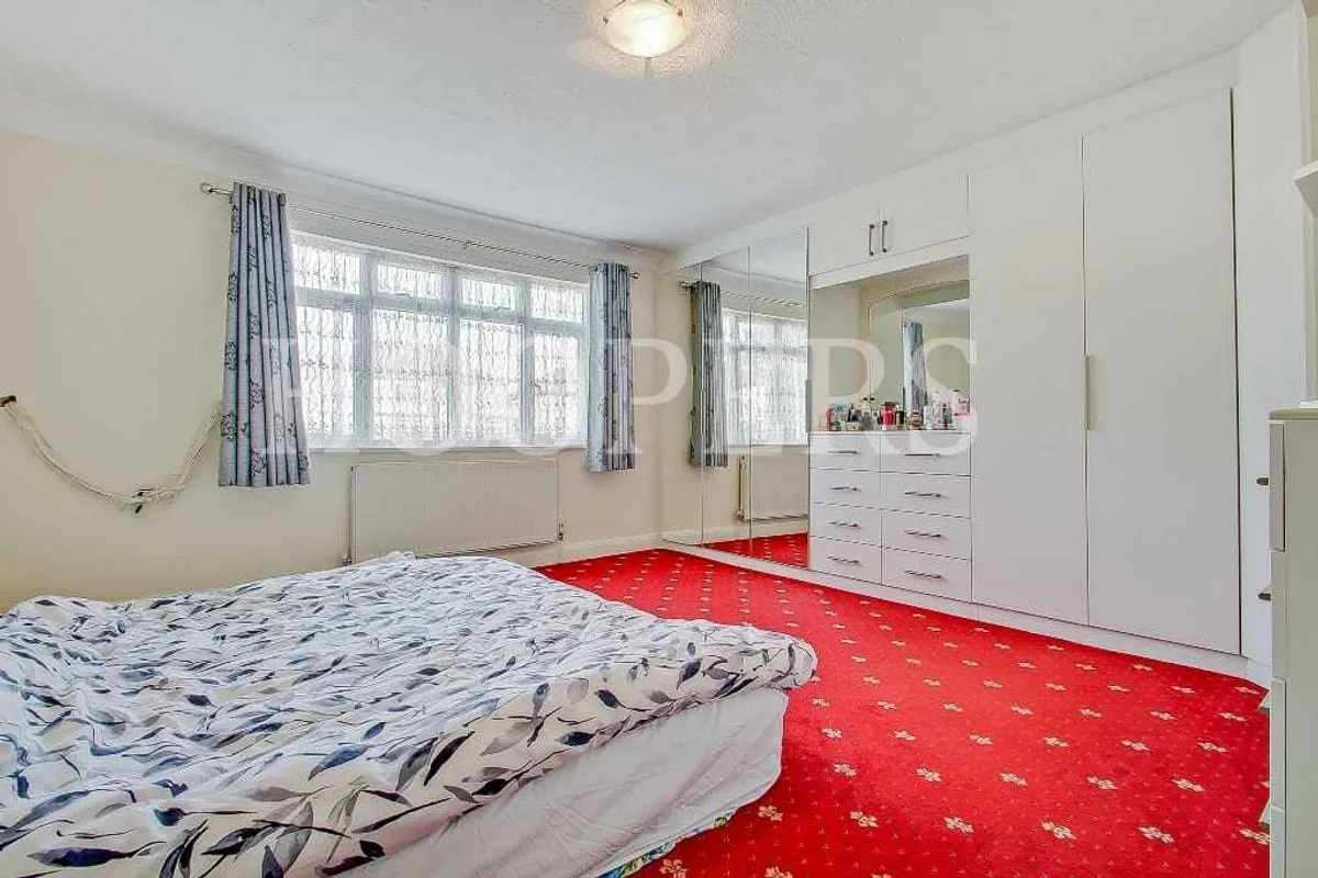 Sonia Gardens, London, NW10