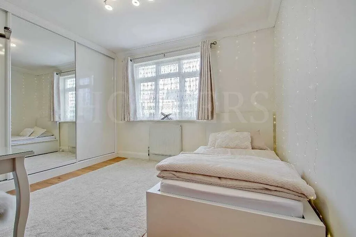 Sonia Gardens, London, NW10