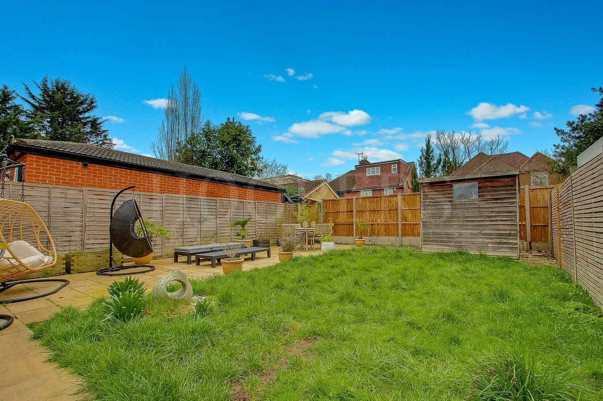 Bush Grove, London, NW9