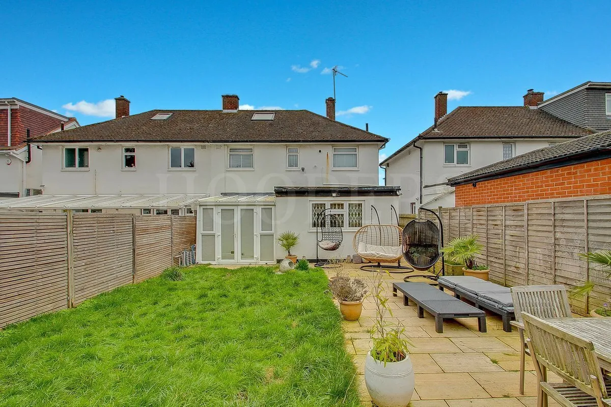 Bush Grove, London, NW9