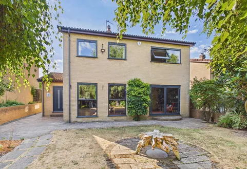 Common Road, Hanham, Bristol