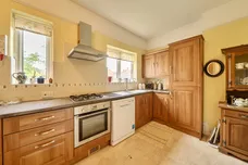Avenue Road, Leamington Spa, CV31 photo 3