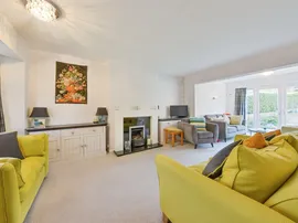 Brockett Close, Welwyn Garden City thumb 2