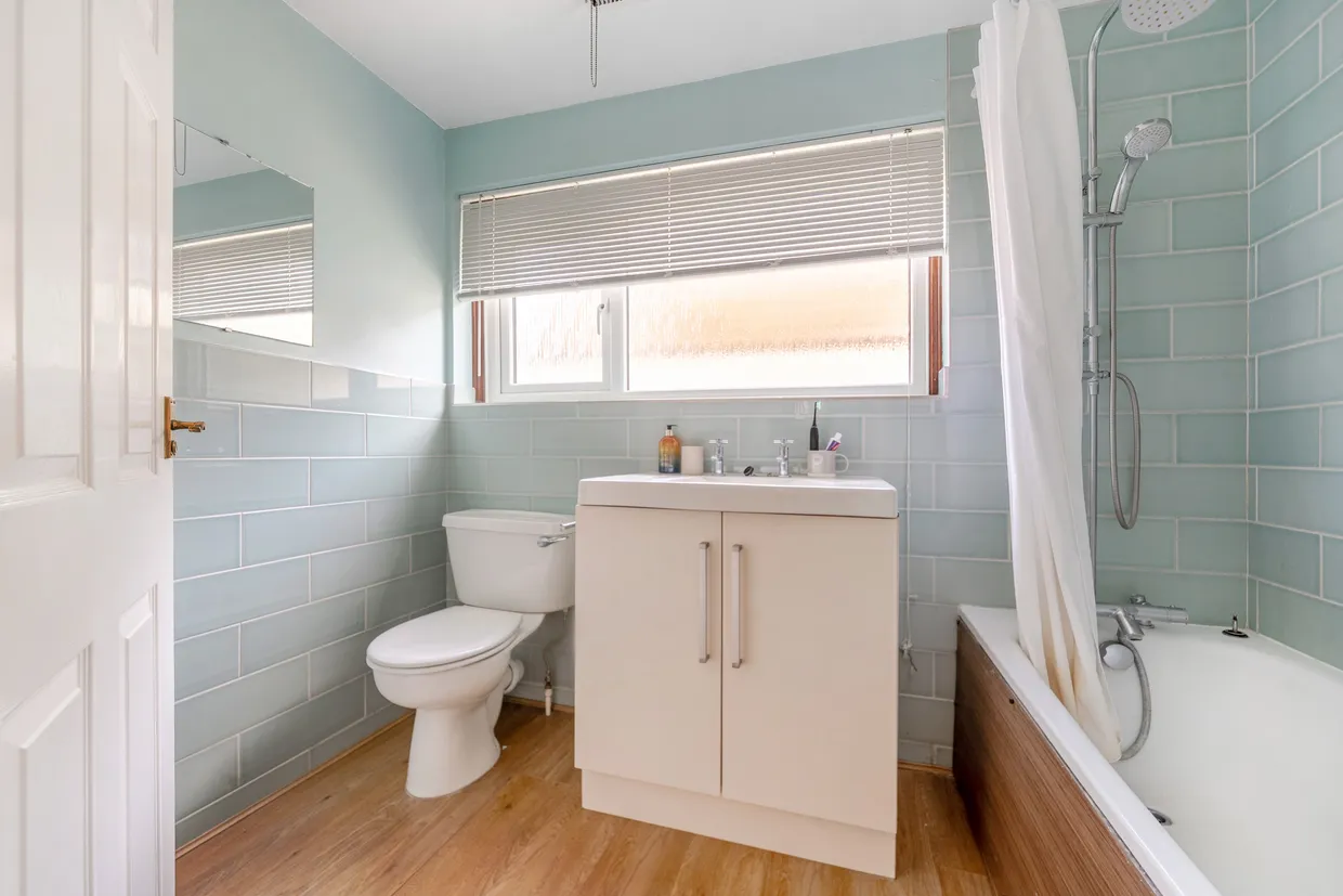 Linfields, Amersham, HP7 photo 7