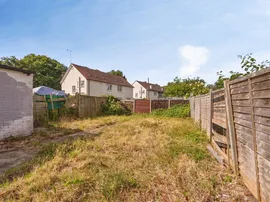 Botley Drive, Havant thumb 3