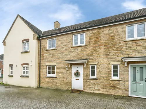 Peregrine Court, Calnephoto