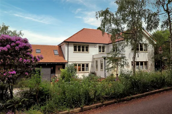 Stacey Drive, Langdon Hills, SS16 photo 1
