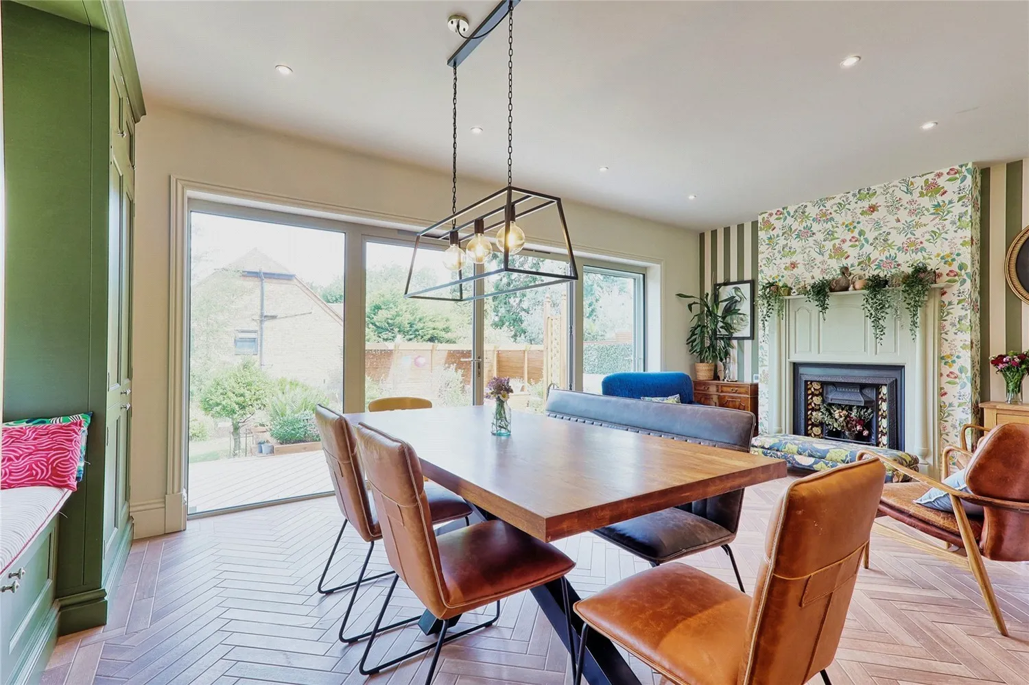 Stacey Drive, Langdon Hills, SS16 photo 4