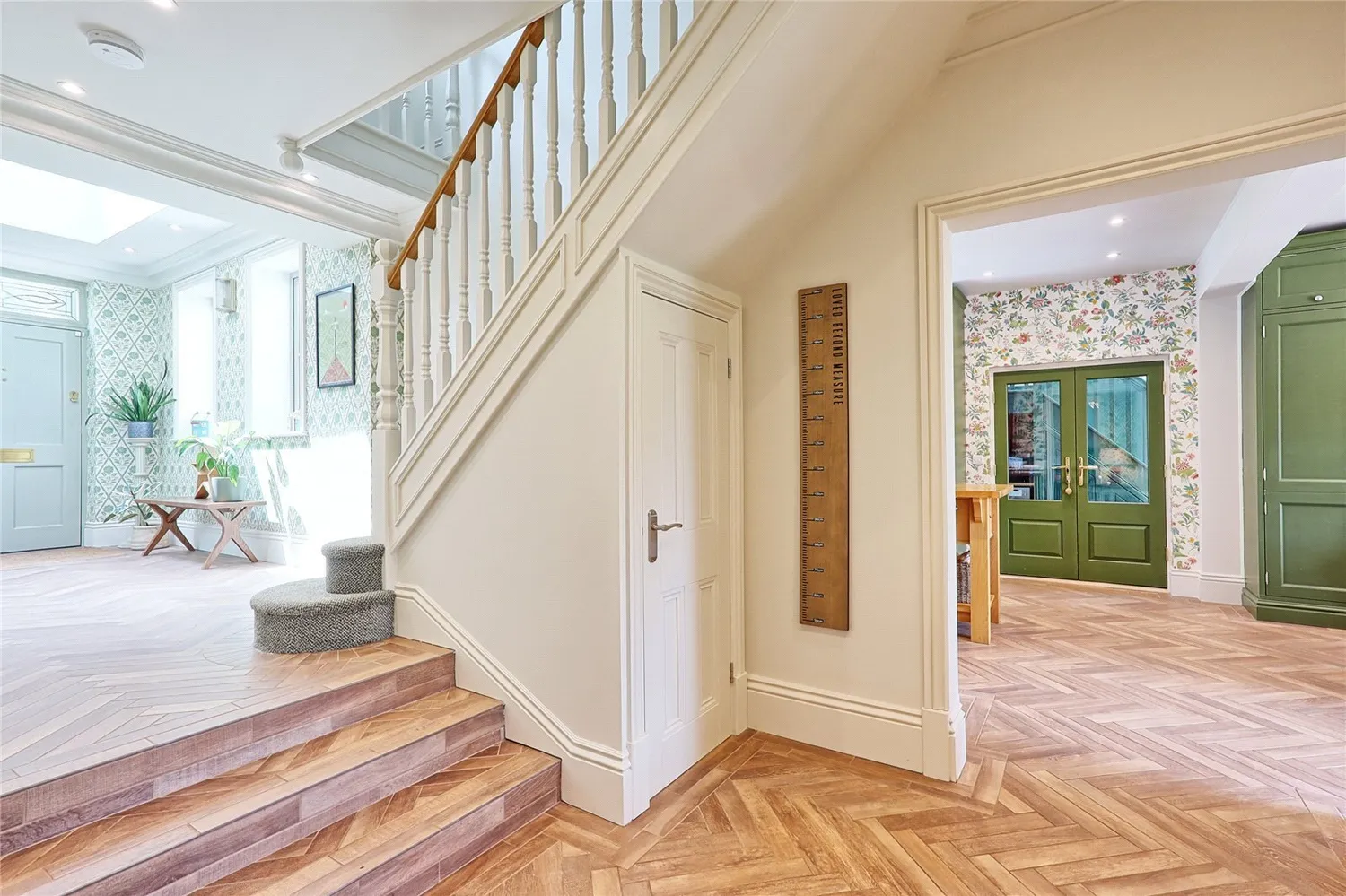Stacey Drive, Langdon Hills, SS16 photo 15