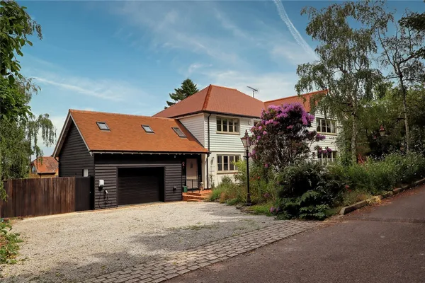 Stacey Drive, Langdon Hills, SS16 photo 30