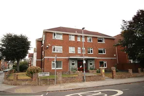 Main property image