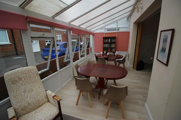 Property carousel image 7