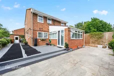 Royal Drive, Epsom