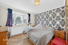 Royal Drive, Epsom