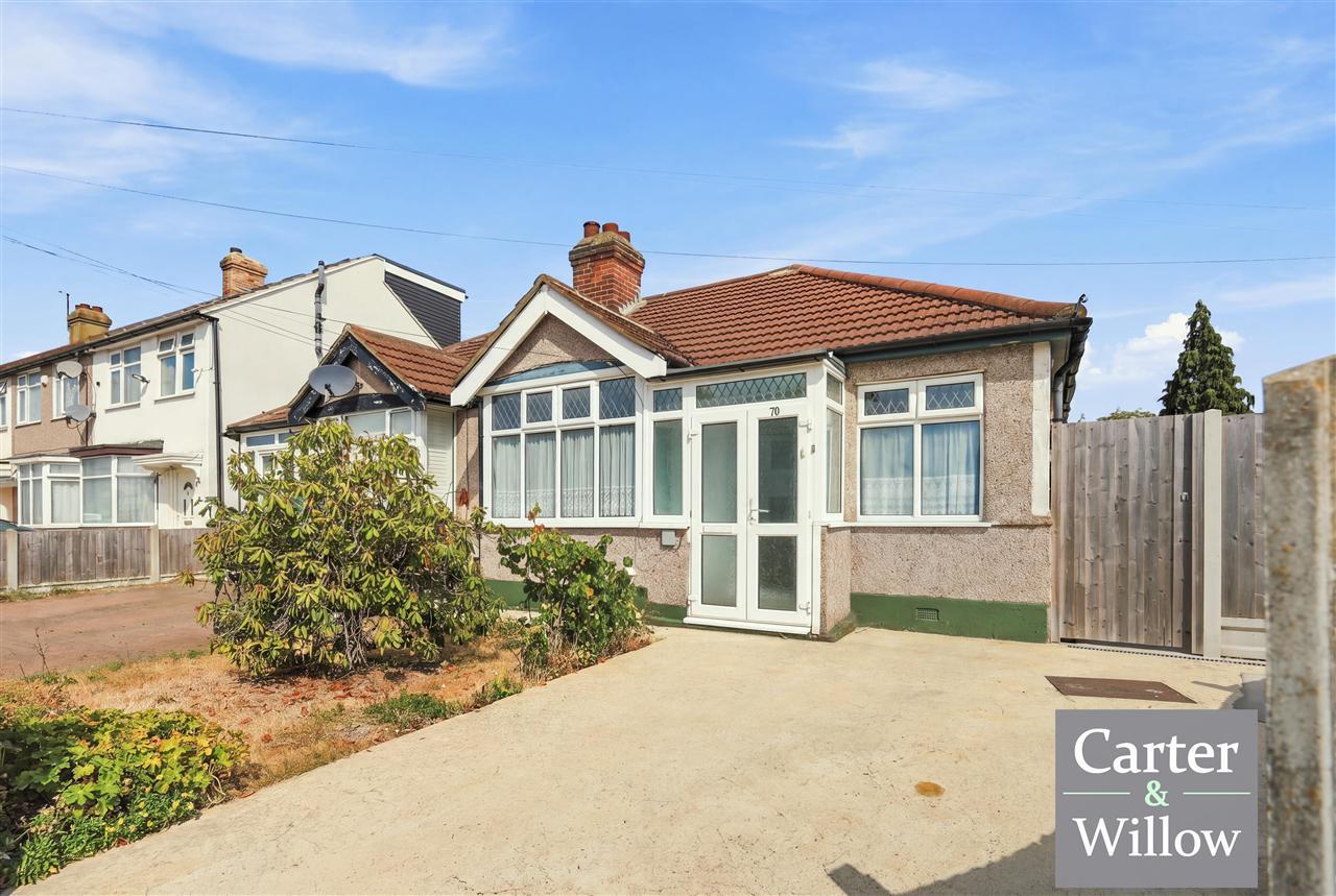 Mayswood Gardens, Essex Image 2