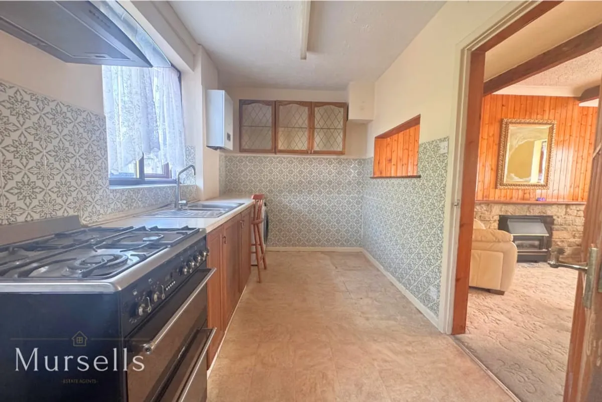 Blandford Road, Poole, BH15