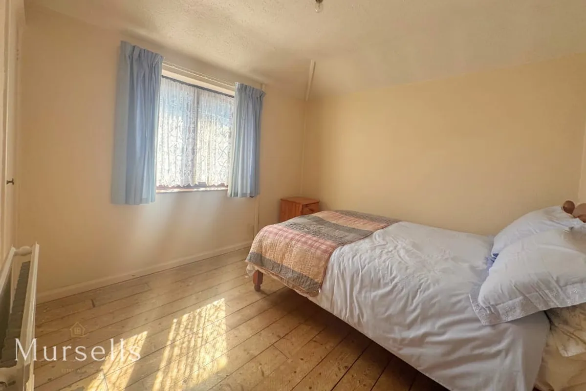 Blandford Road, Poole, BH15