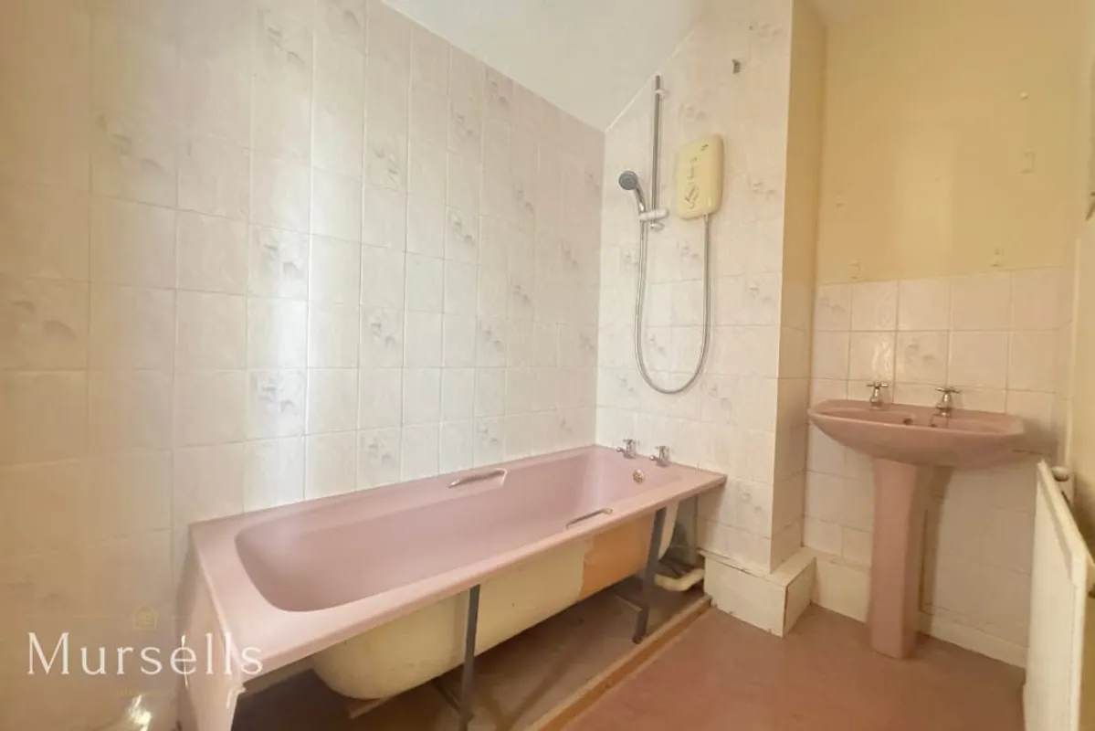 Blandford Road, Poole, BH15