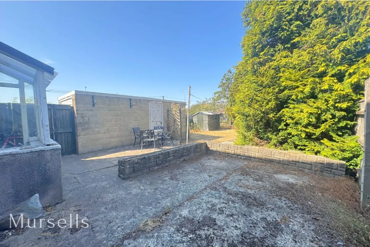 Blandford Road, Poole, BH15