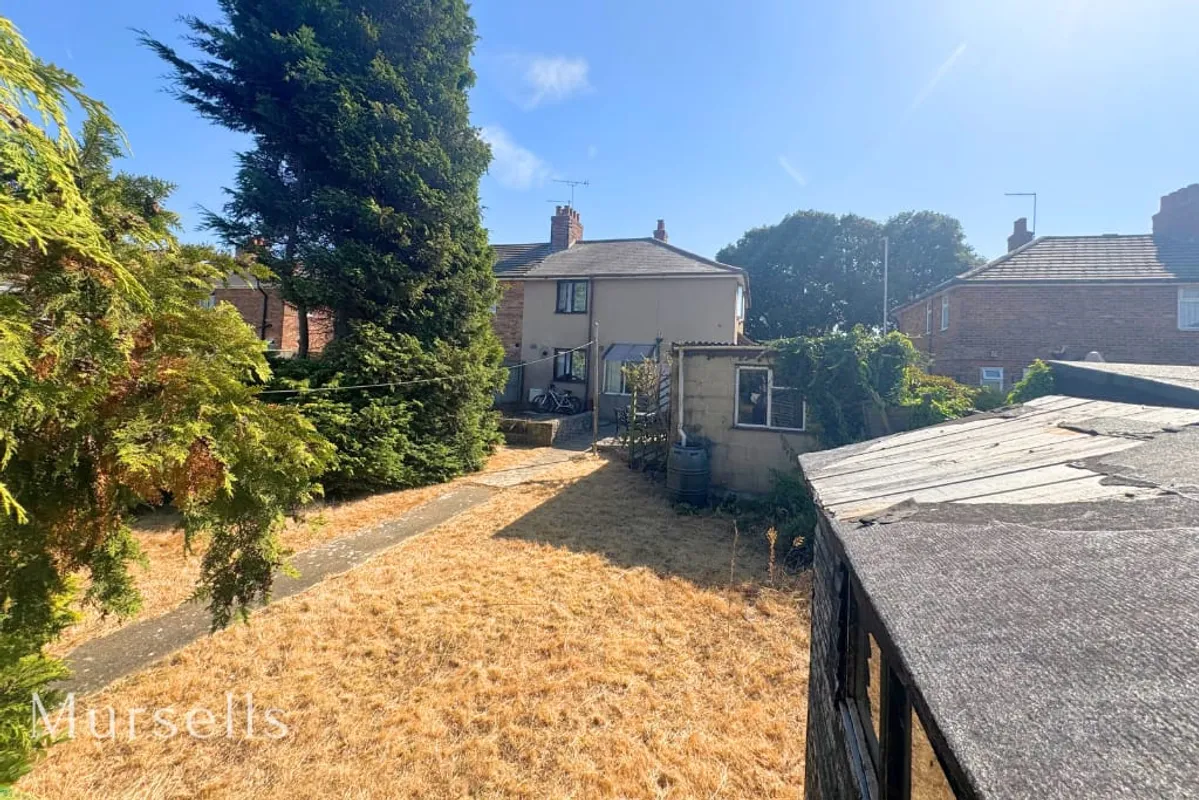 Blandford Road, Poole, BH15