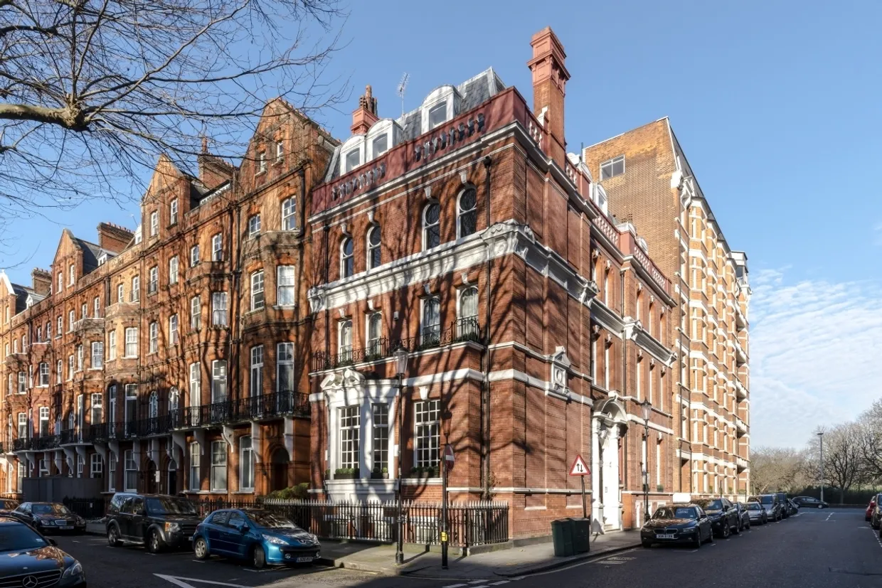 Kensington Court London W8 photo 3