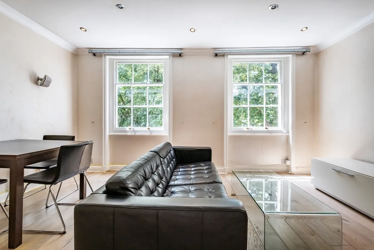 Brompton Square Knightsbridge SW3 photo 4