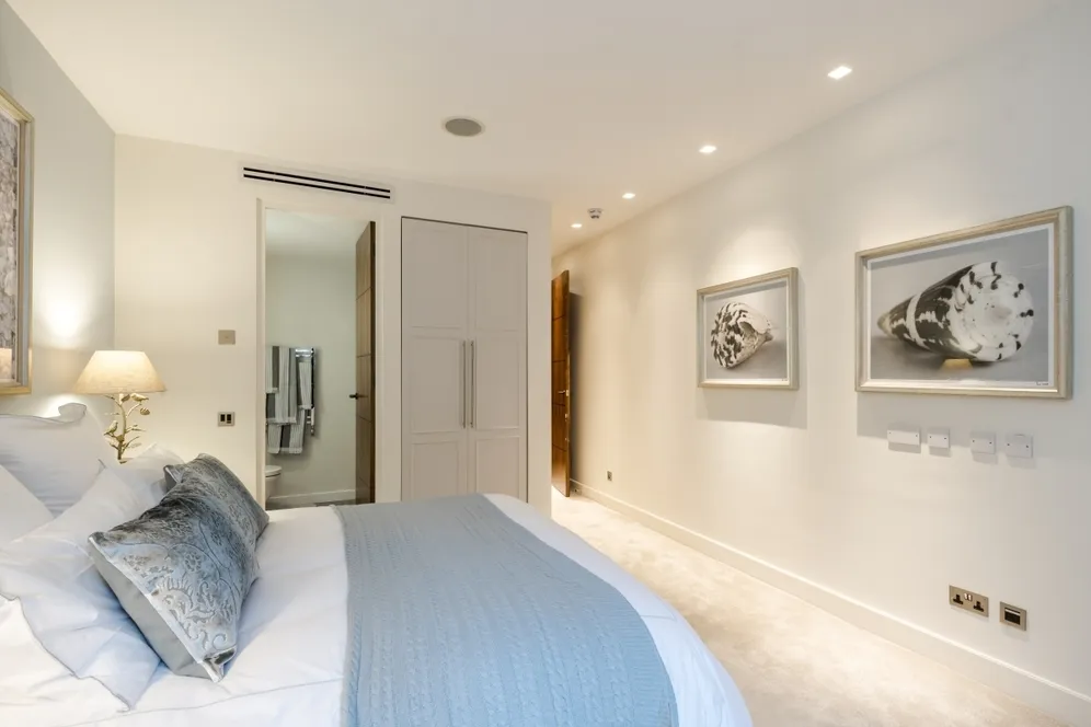 Kensington Court London W8 photo 7
