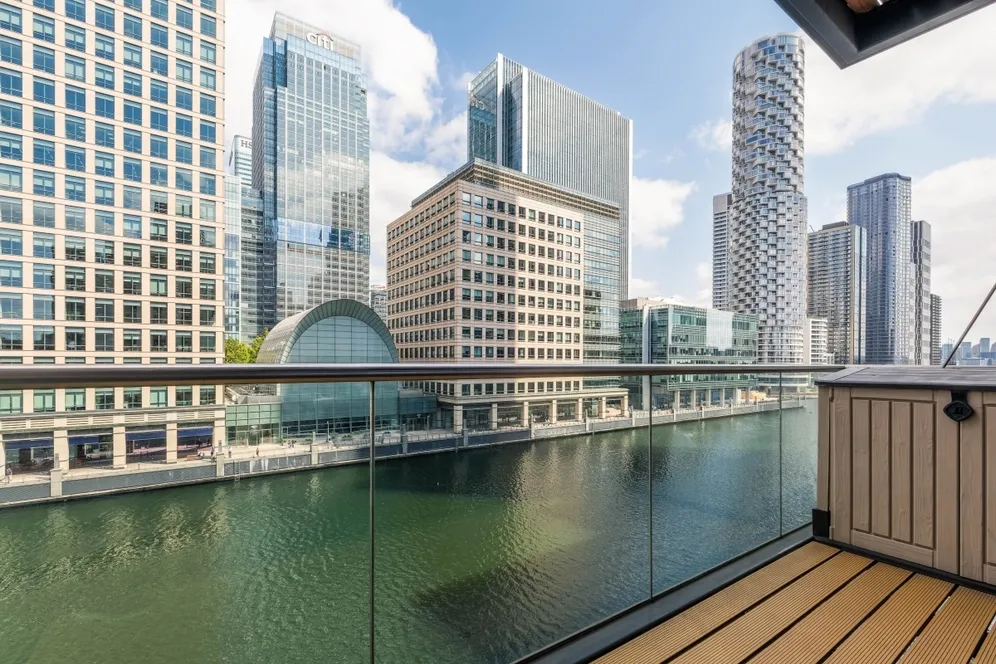 South Quay Square,  E14 photo 11