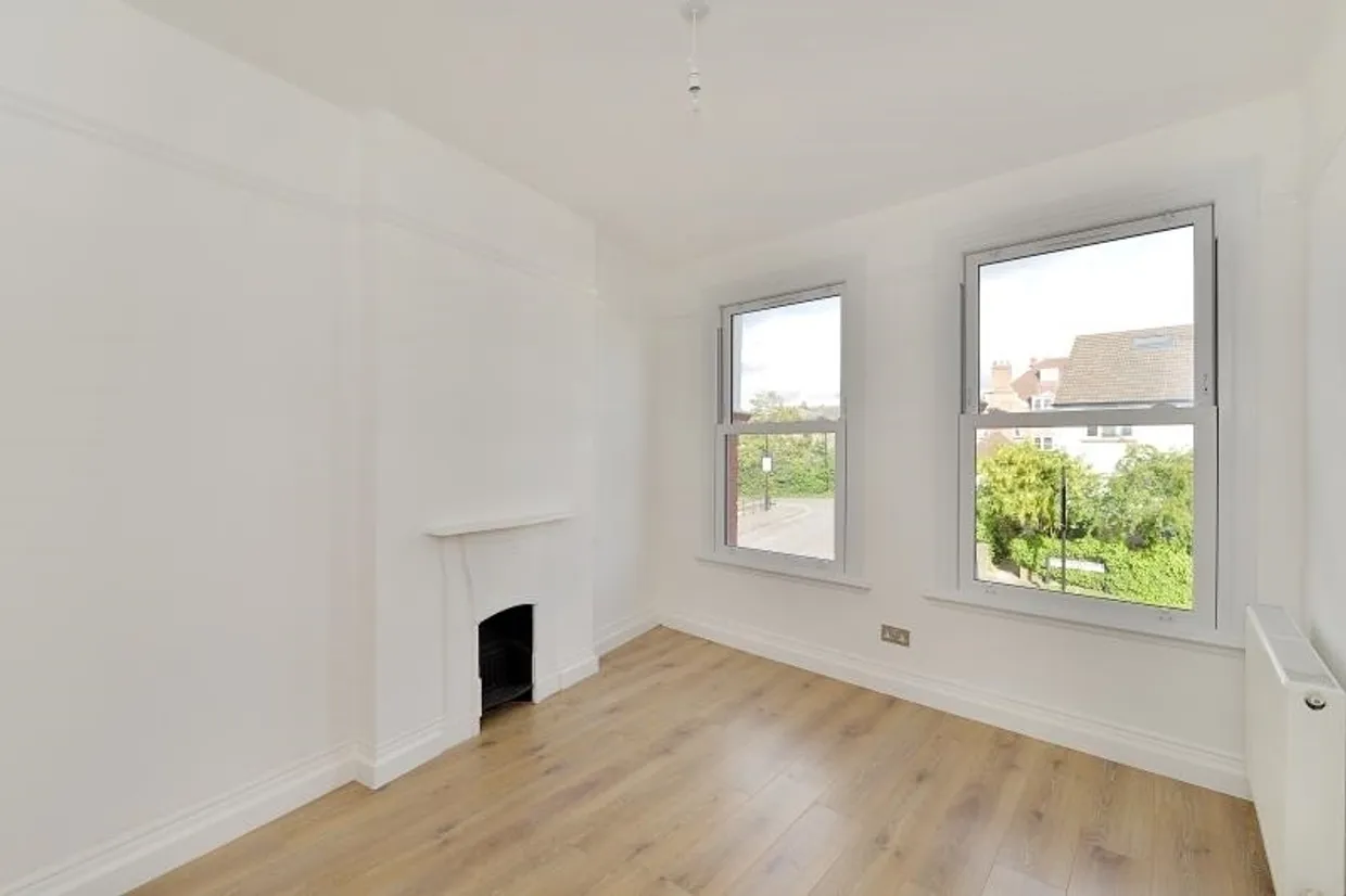 Hermiston Avenue London N8 photo 6