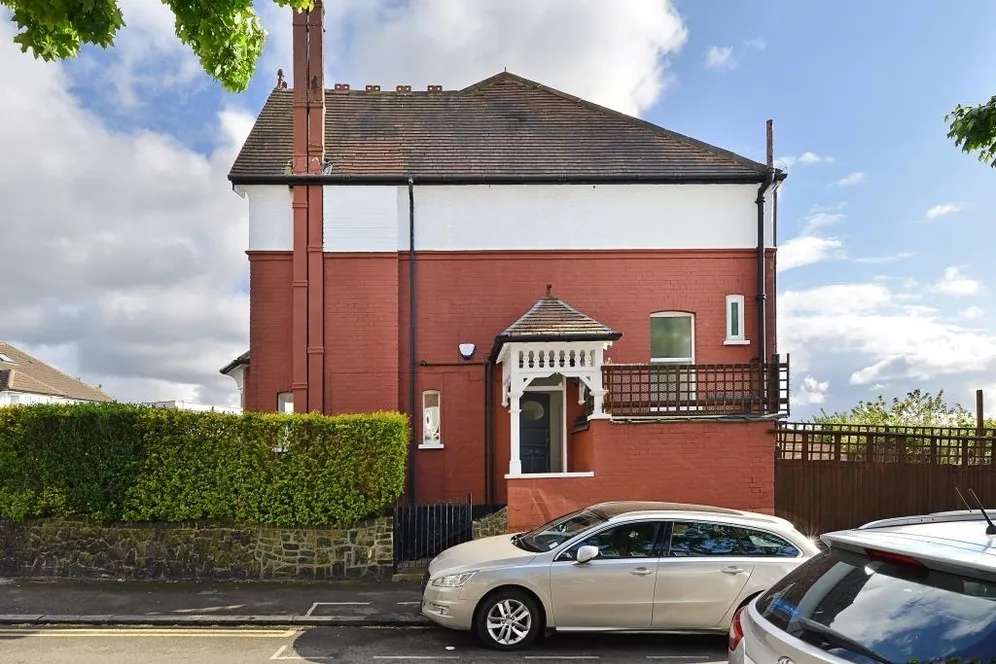 Hermiston Avenue London N8 photo 10