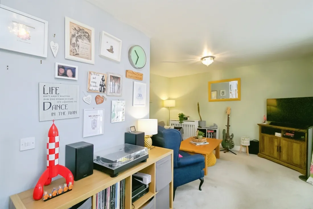 Property photo 11