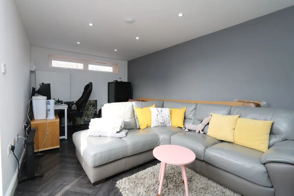 Greenmeadow Way, Rhoose, CF62