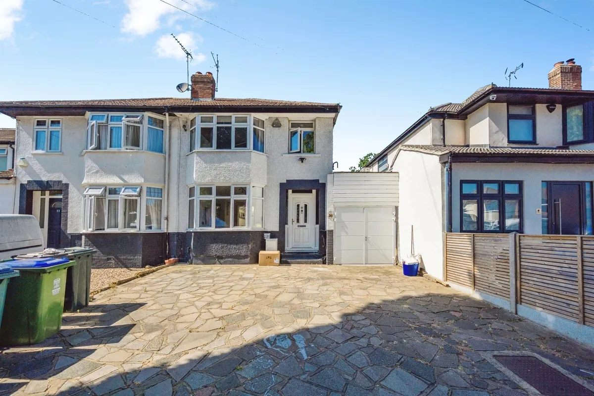 Westlea Avenue, Watford