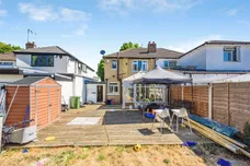 Westlea Avenue, Watford