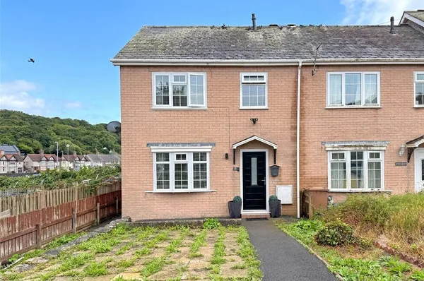 Allt Dewi, Bangor, Gwynedd, LL57