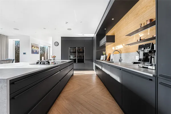 Kings Drive, Caldy, CH48 photo 9