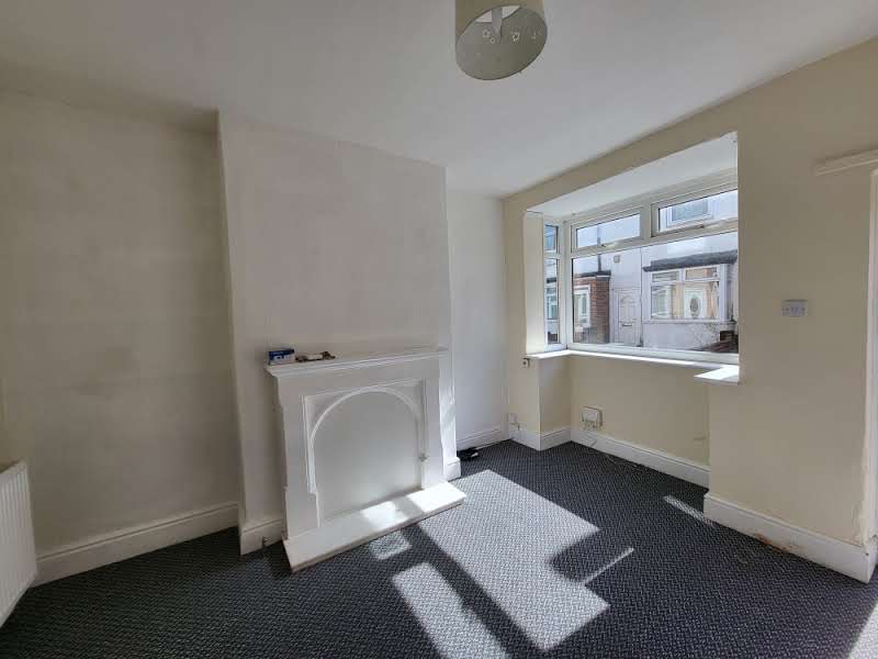 5 Ferndale, Redcar Street Image 3
