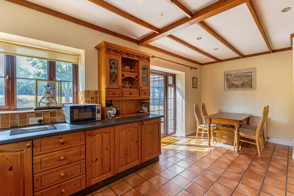 Pucklechurch Road, Hinton, SN14 photo 5